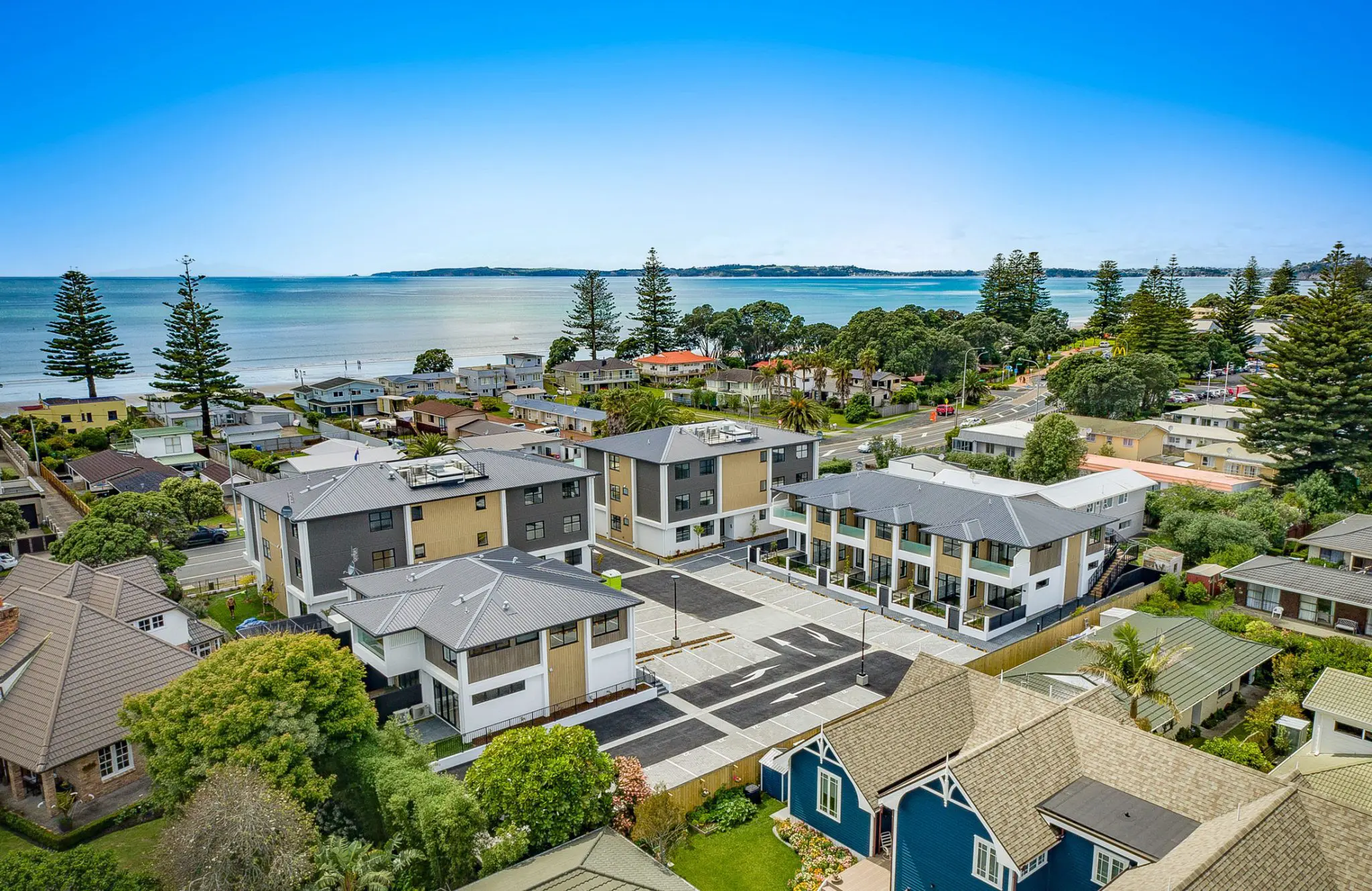 De-La-Mer_Orewa-Aerial