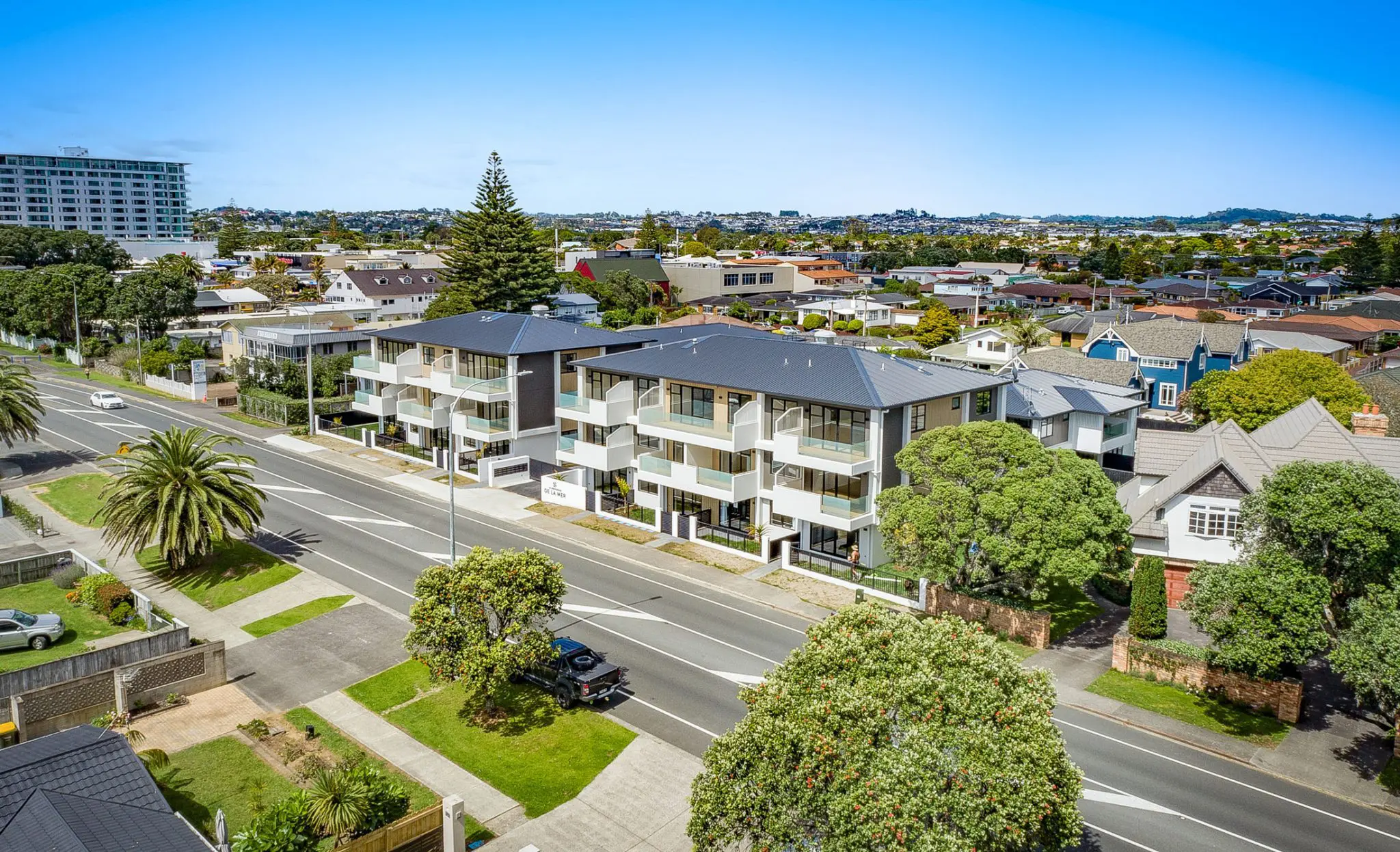 de-La-Mer_Orewa---Aerial